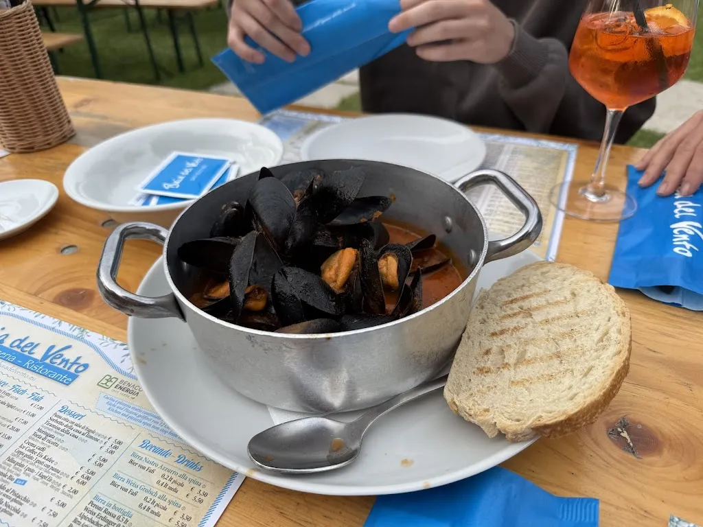 Ewa W_Baia Del Vento_San Felice del Benaco_review