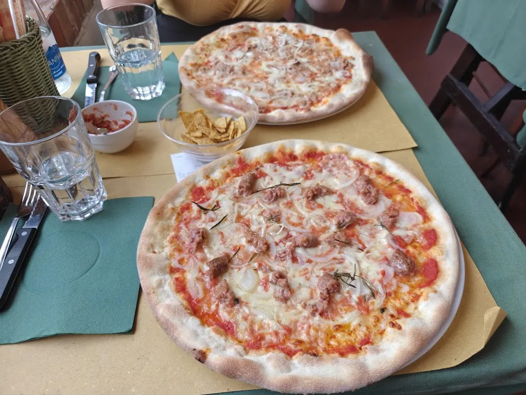 Robert Zettl_El Patio_San Felice del Benaco_review