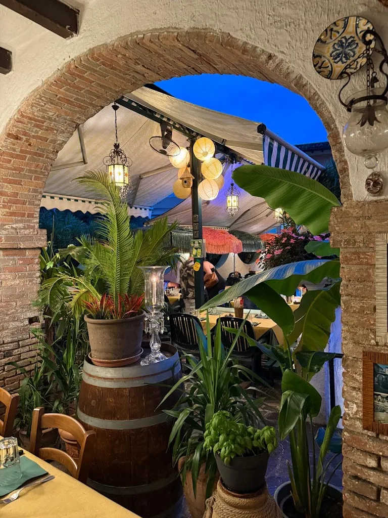 El Patio_San Felice del Benaco_slider_image_3