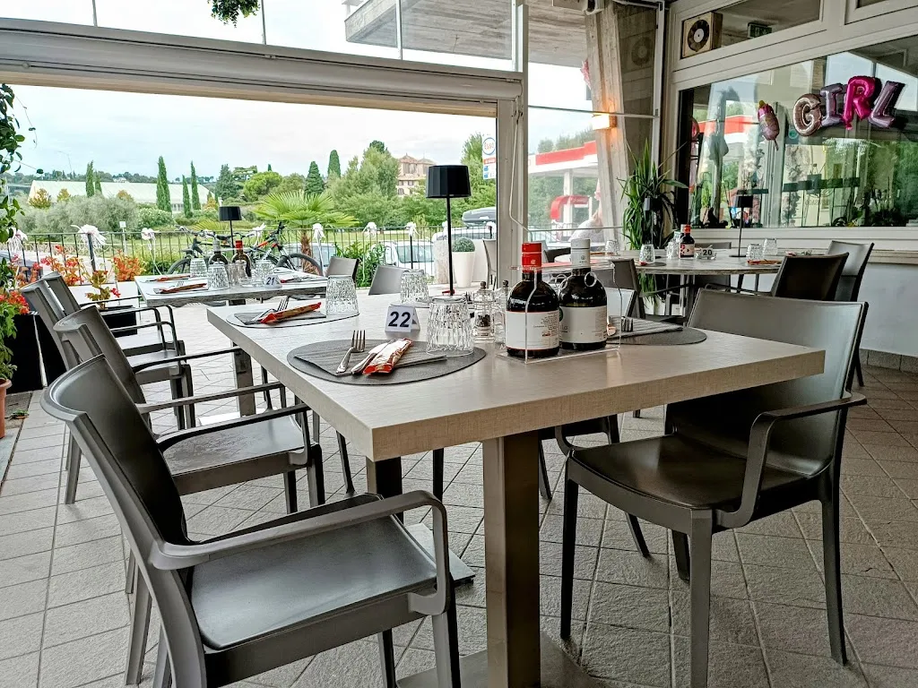 Ristorante Pizzeria Gourmet Trevisago_San Felice del Benaco_slider_image_3