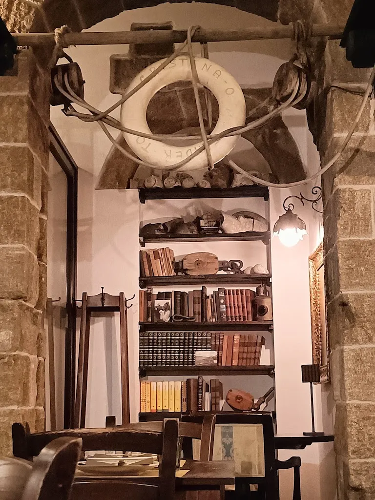 Antica Osteria Pizzeria La Sciabica restaurant in Brindisi