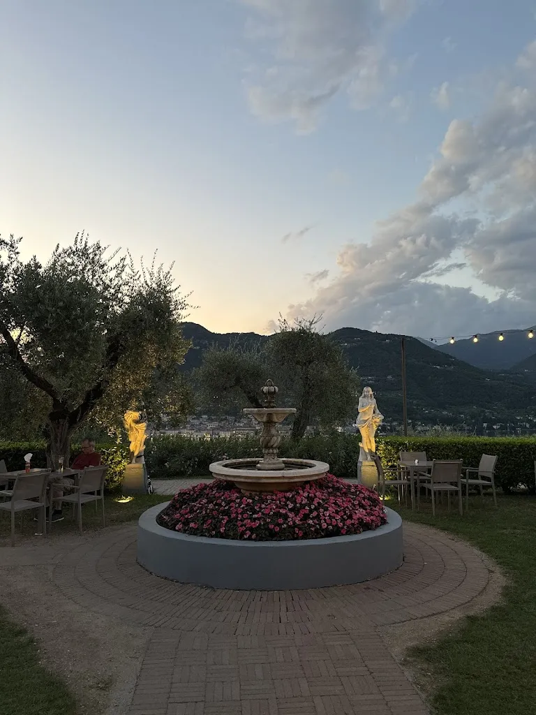Amy Vink_Weekend Bistrot&Pizza_San Felice del Benaco_review