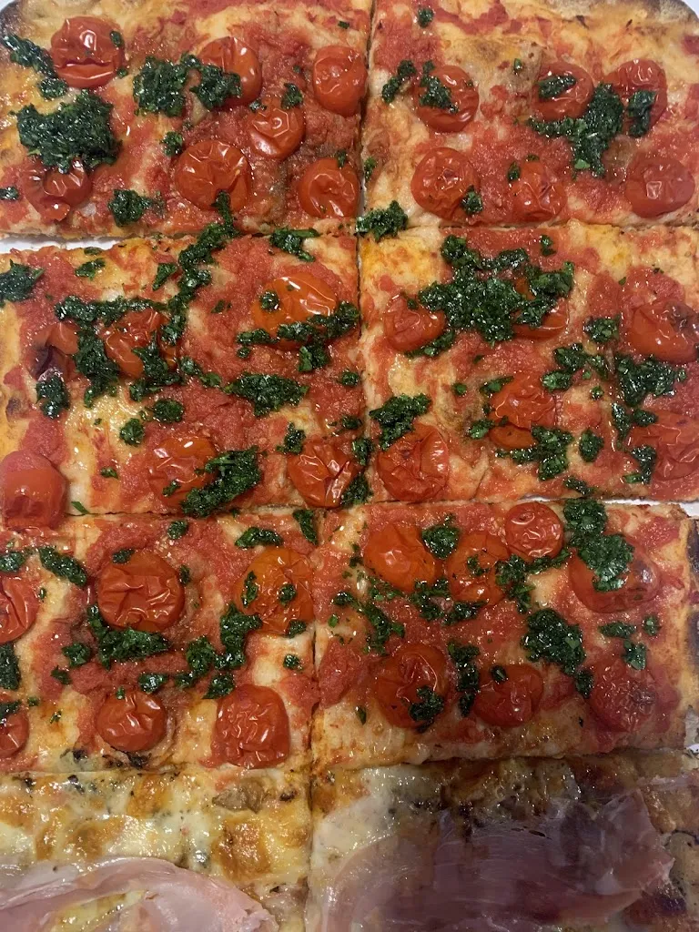 Pizzeria Canzanese_Canzano_slider_image_2