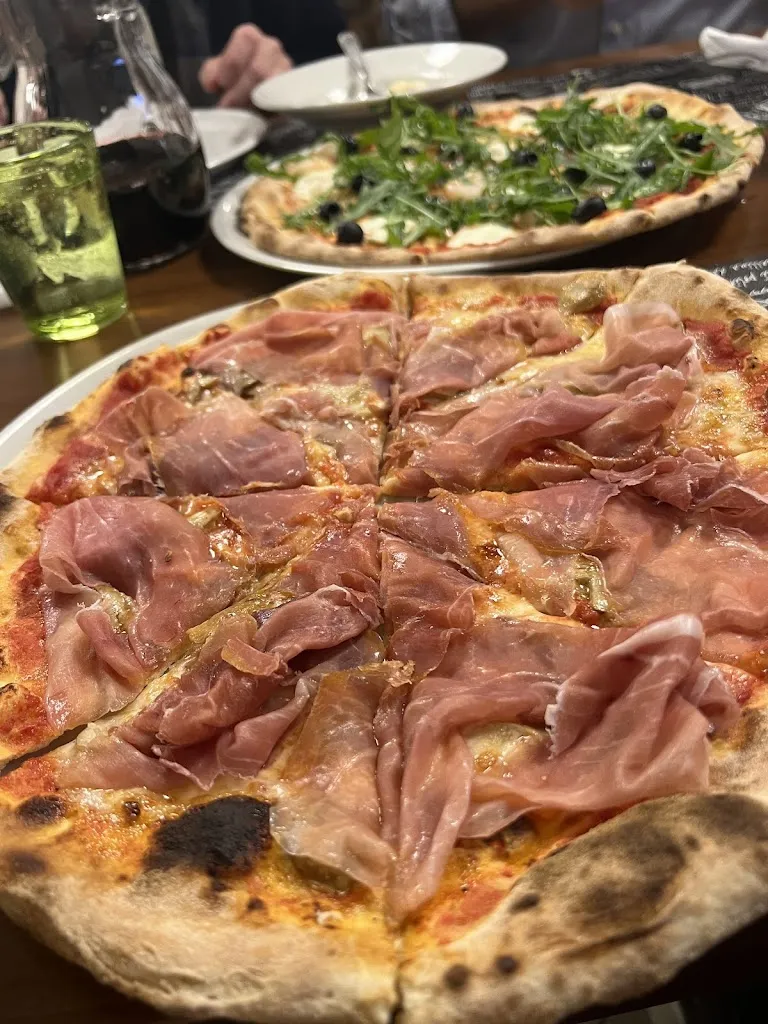 Laura Gibson_Trattoria dell'Arlecchino_San Giovanni Bianco_review