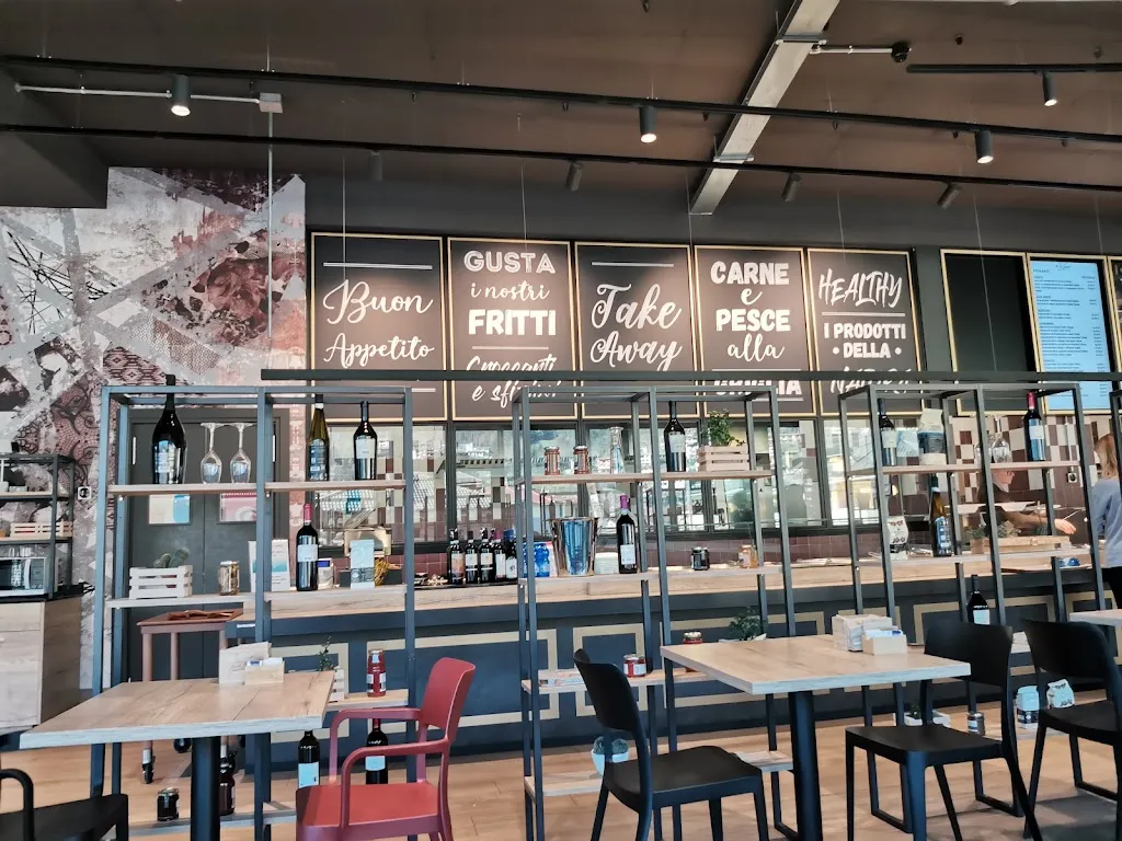 Cafè&Bistrò Re di Sapori San Giovanni Bianco restaurant in San Giovanni Bianco