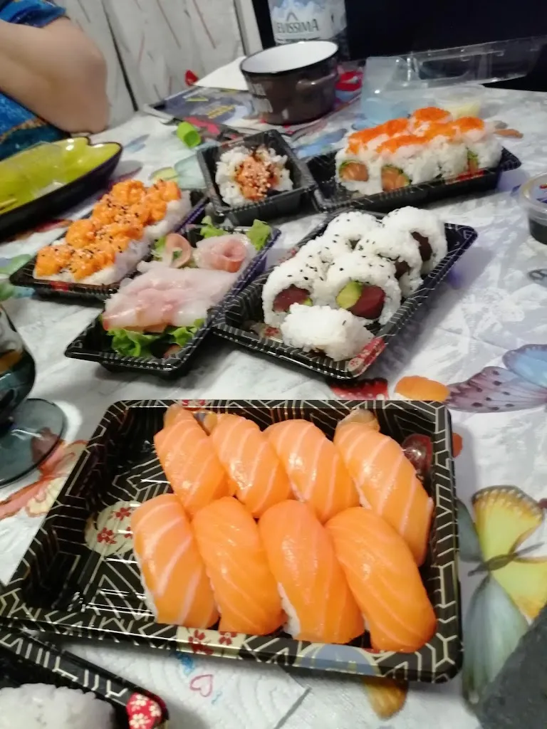 Sushi & Poke Express_San Giorgio Su Legnano_slider_image_3