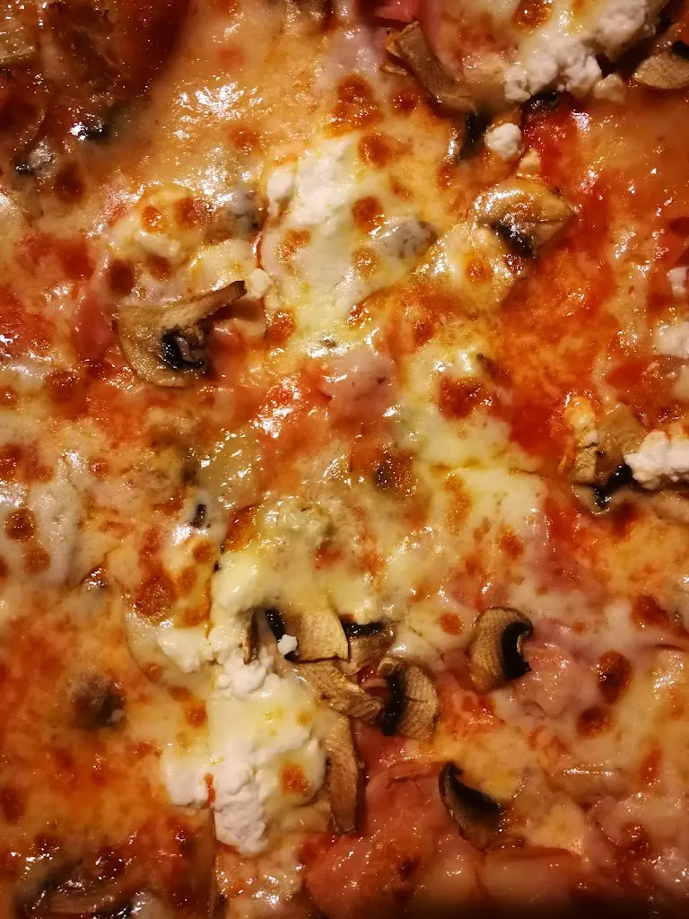 Pizza Vola_San Giorgio Su Legnano_slider_image_2