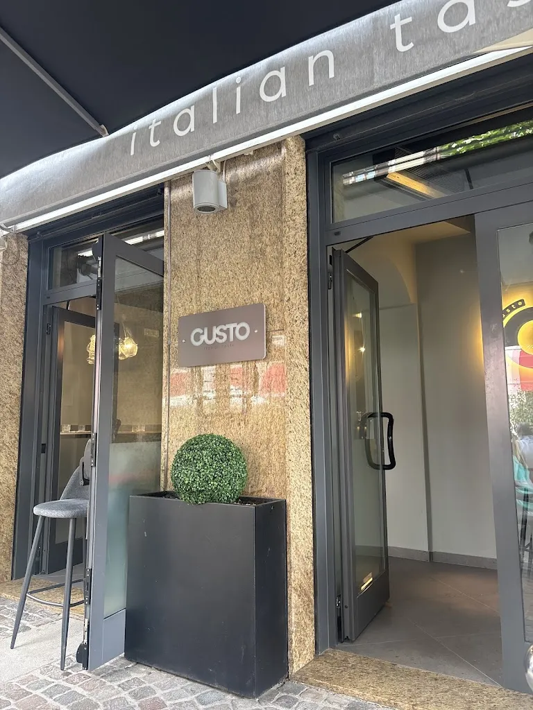 GUSTO ITALIAN TASTE restaurant in San Giorgio Su Legnano
