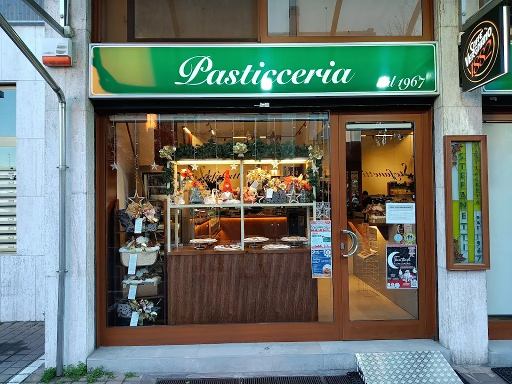 Pasticceria Stefanetti restaurant in San Giorgio Su Legnano