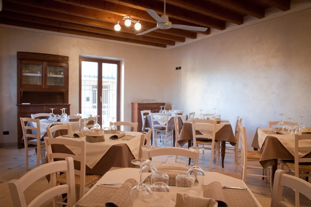 Al Borgo Trattoria con Alloggio a San Martino della Battaglia restaurant in San Martino della Battaglia