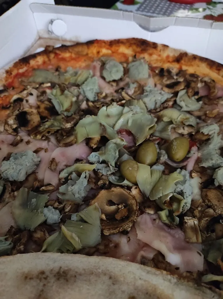 Menu_Pizzeria la cupola_Cannole_image_2