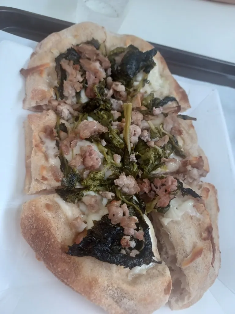 Naturalmente Qui restaurant in San Martino in Strada