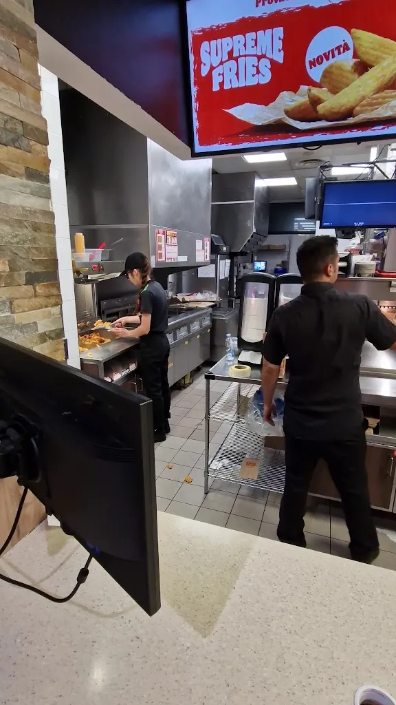 Burger King_San Martino Siccomario_slider_image_2