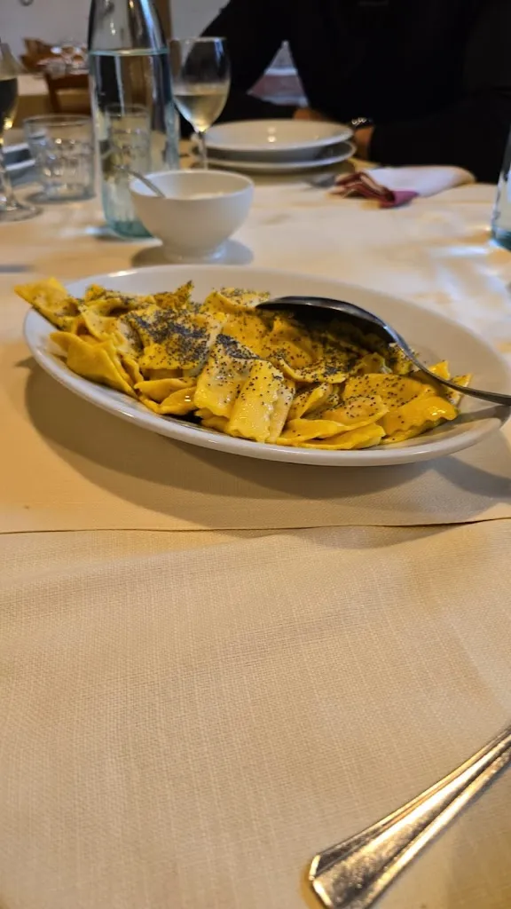 Alessandra Calianno_Isolone_San Rocco al Porto_review