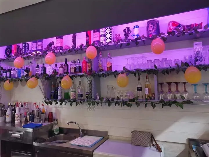 Golden bun restaurant in Carapelle