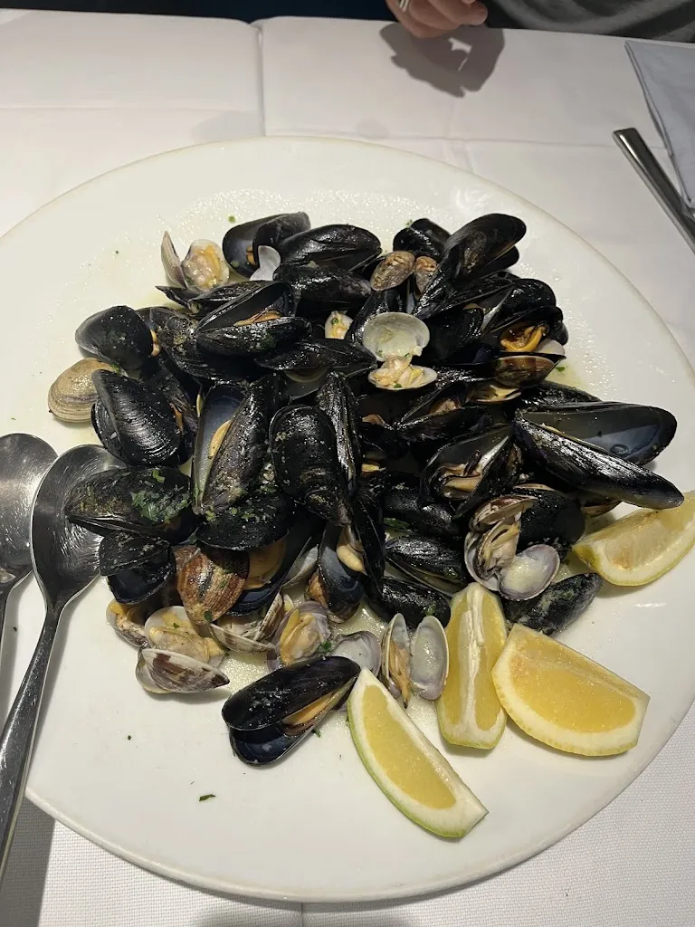 Mohamed Elgazzar_Ristorante La Barchetta_San Siro_recensione