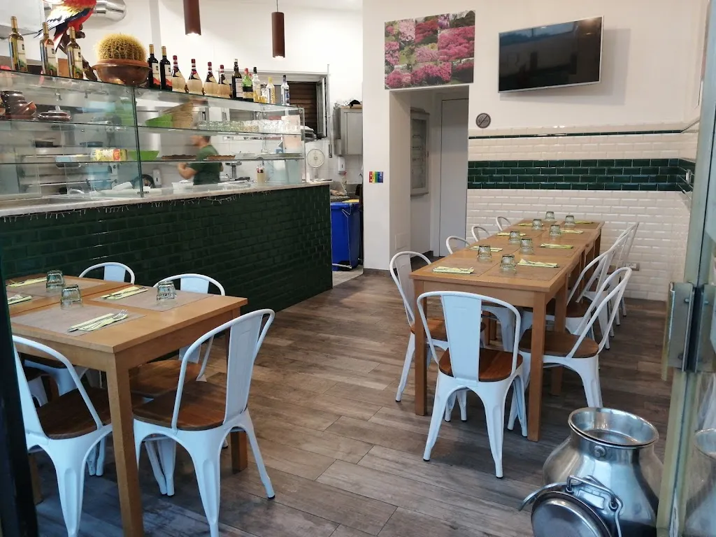 Chef Pier - Trattoria romana e Gastronomia_San Siro_slider_image_1