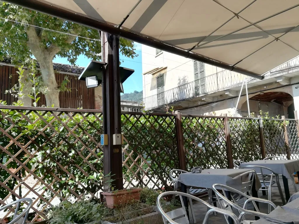 Elvezia Manganini_Old Caffè_Santa Maria Hoè_recensione