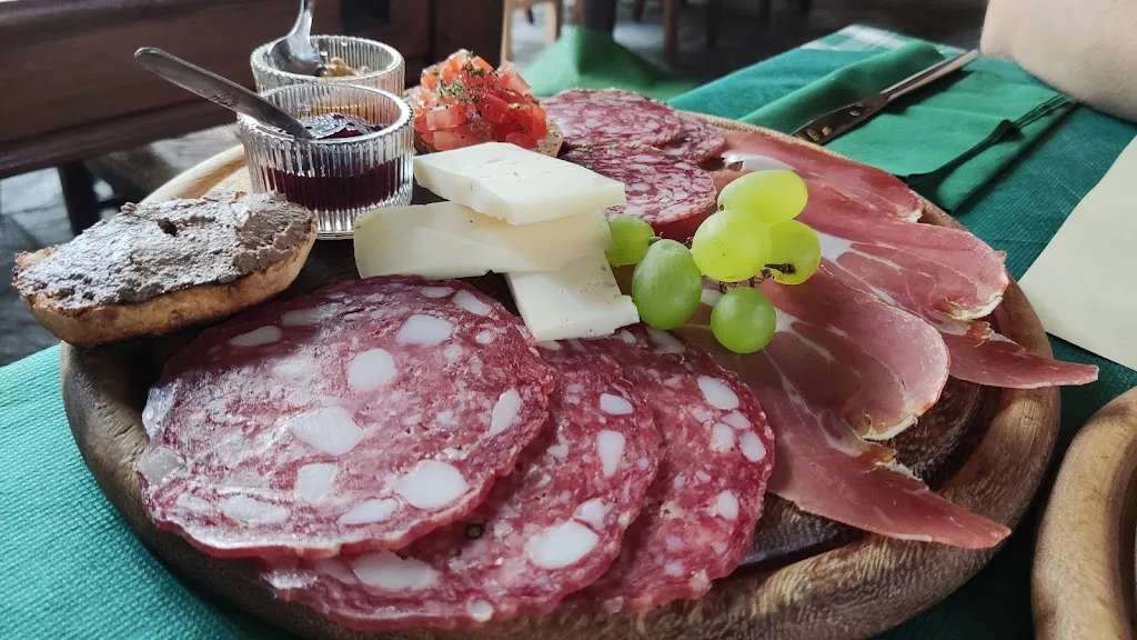 Osteria Versa_Santa Maria della Versa_slider_image_2