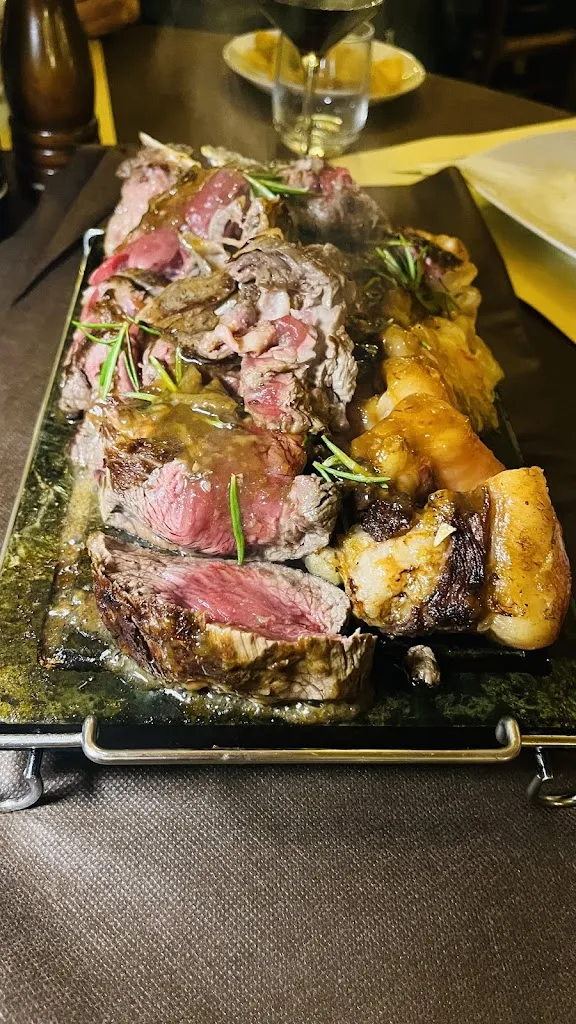 Albergo Versa restaurant in Santa Maria della Versa