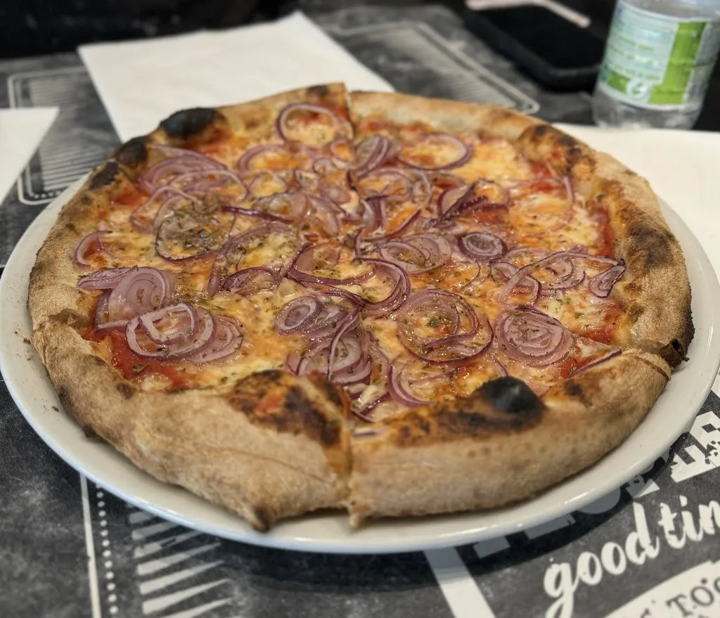 Un Mondo di Pizza_Santo Stefano Ticino_slider_image_3