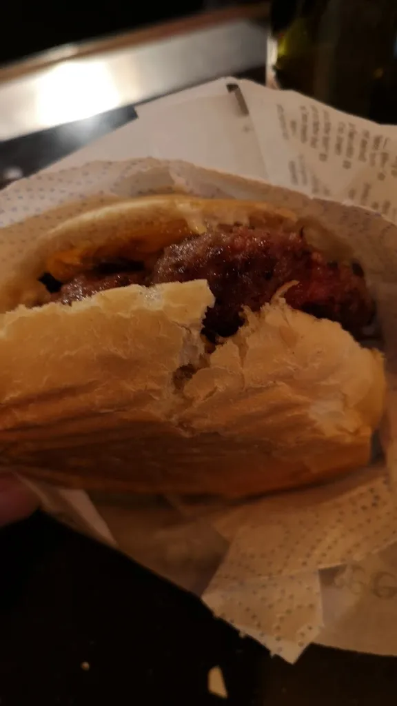 Ezio Antonio LEO_BUTTERFLY Coffee Pub - ALAMY L' Hamburgeria_Caprarica di Lecce_review