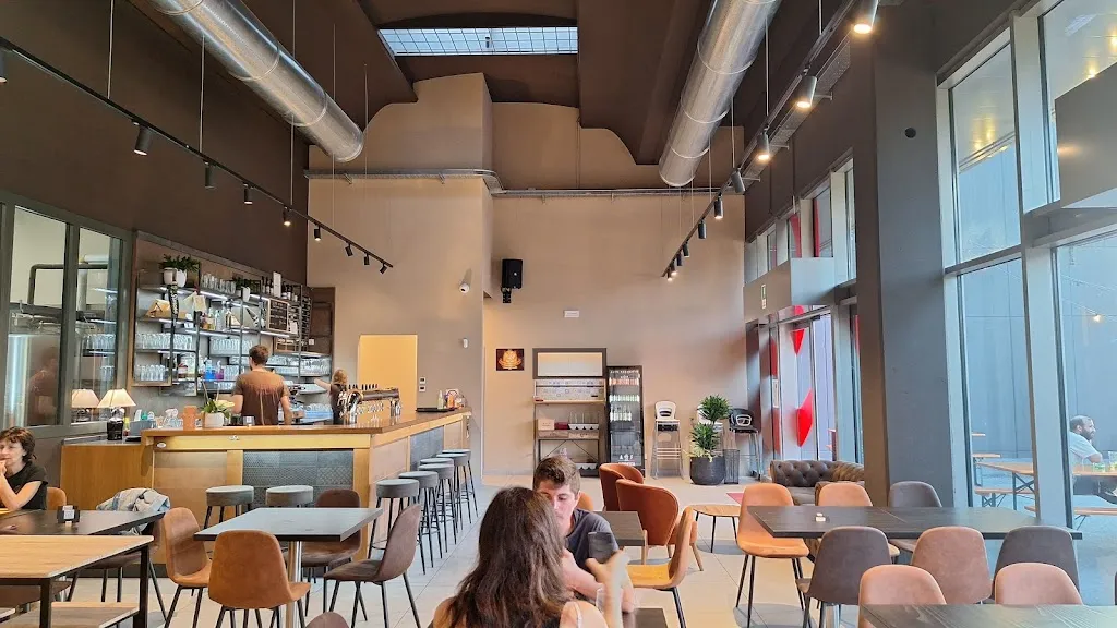 Totem Brewing Co._Scanzorosciate_slider_image_2