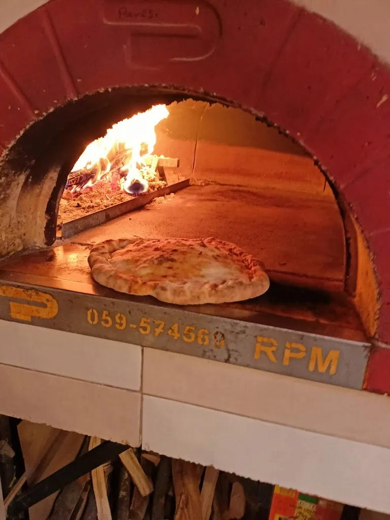 Il Veliero - Hamburger e pizza restaurant in Scanzorosciate