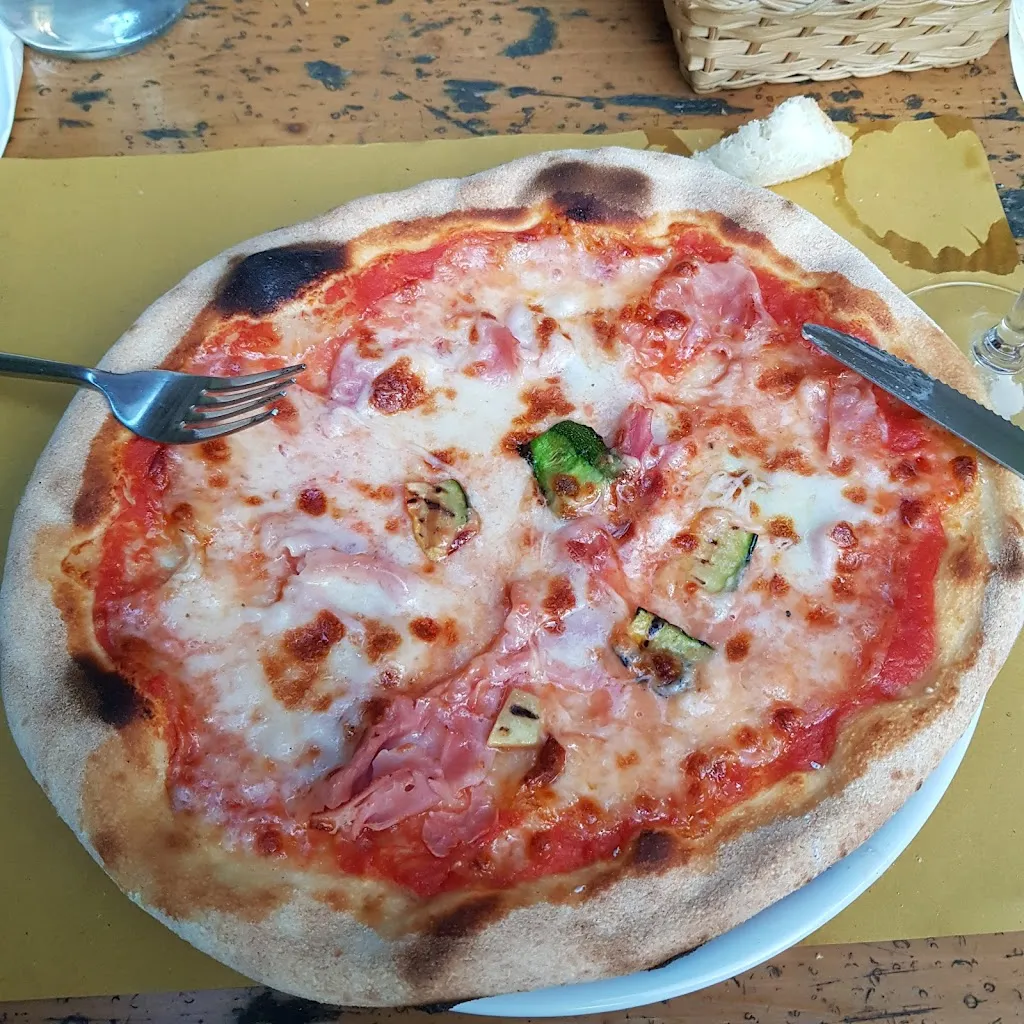 Menu_Busker's Pub_Schilpario_image_8