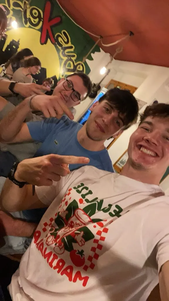 Eddie Pettersson_Busker's Pub_Schilpario_review