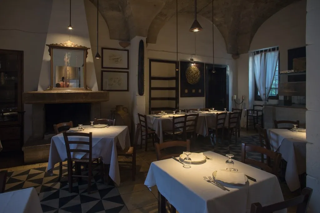 Hostaria Aretè_Caprarica di Lecce_slider_image_1