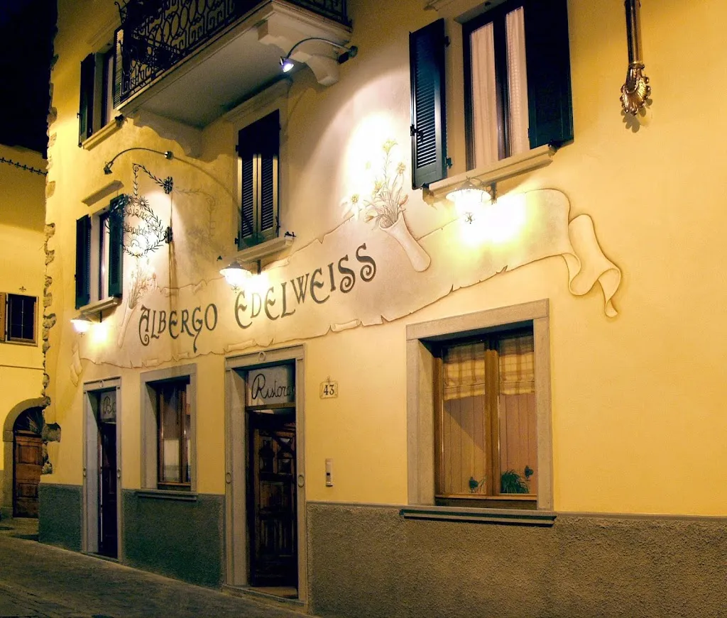 Albergo Ristorante Edelweiss restaurant in Schilpario