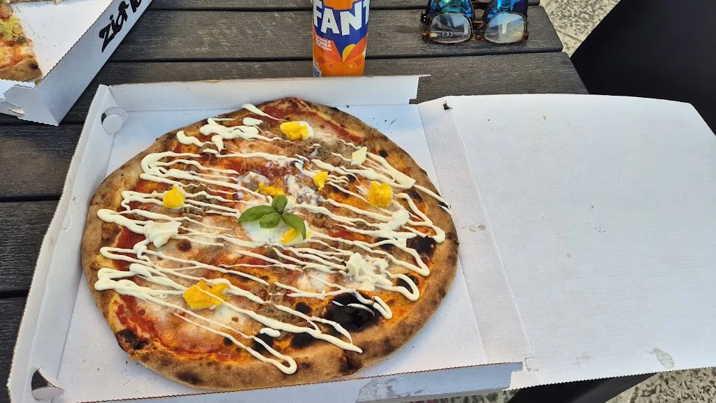 Menu_Pizzeria Rosticceria Zia Lulù_Caprarica di Lecce_immagine_4