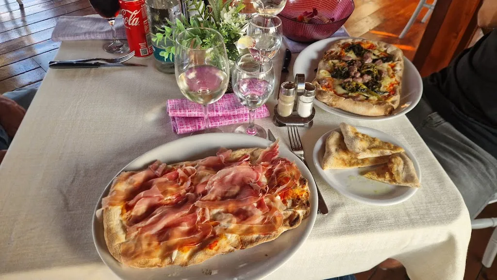 Ludwig_Pizzeria Lupei di Grab Costantin Florin_Senna Comasco_review