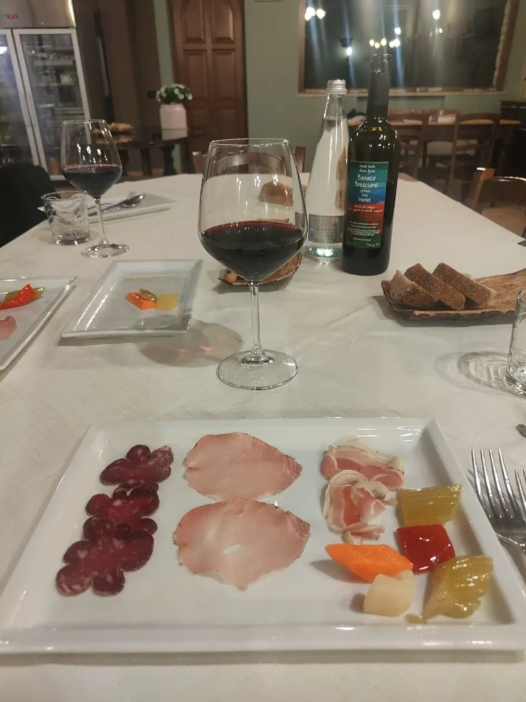 Ross Brag_L'Aquila Solitaria_Serle_review