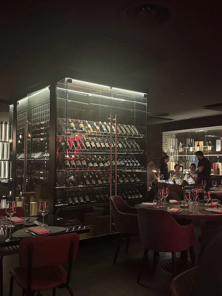 Poh Lin Goh-Jones_Viro Steak Restaurant Milano_Settala_review