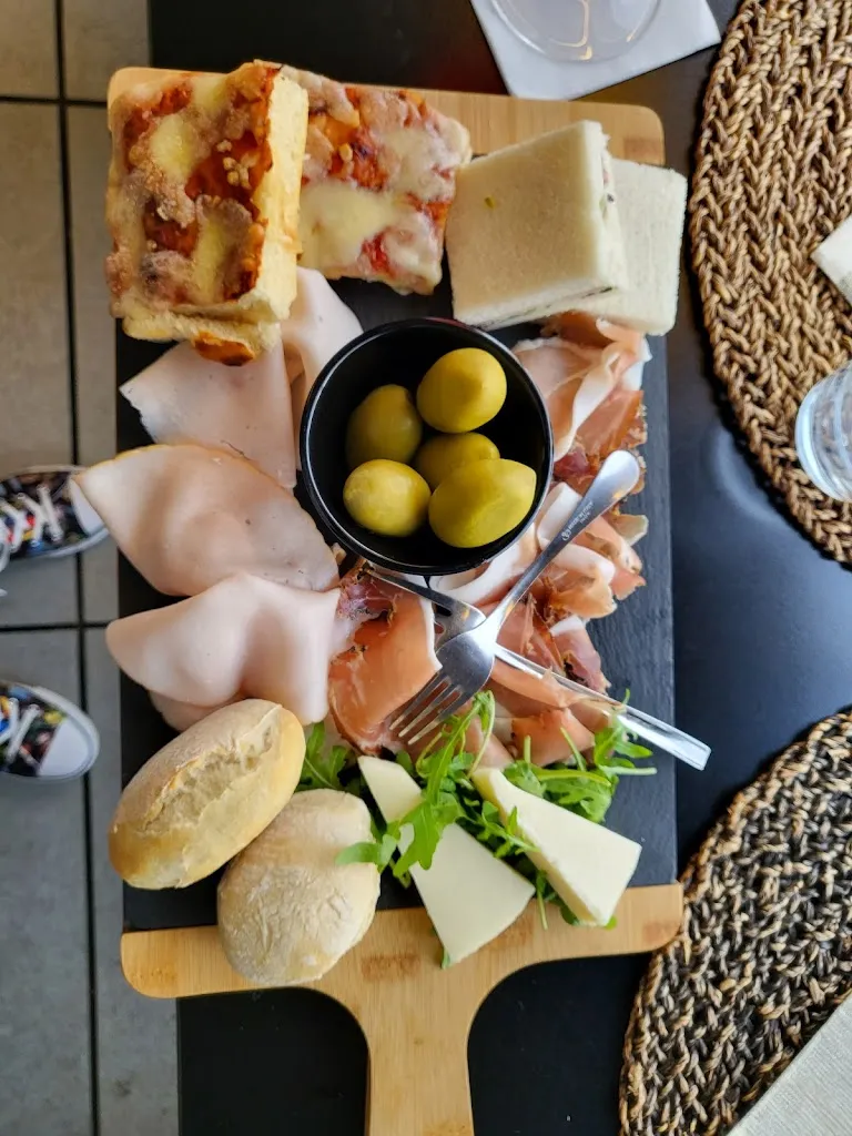 Monica Sette _La veranda_Sesto Calende_recensione