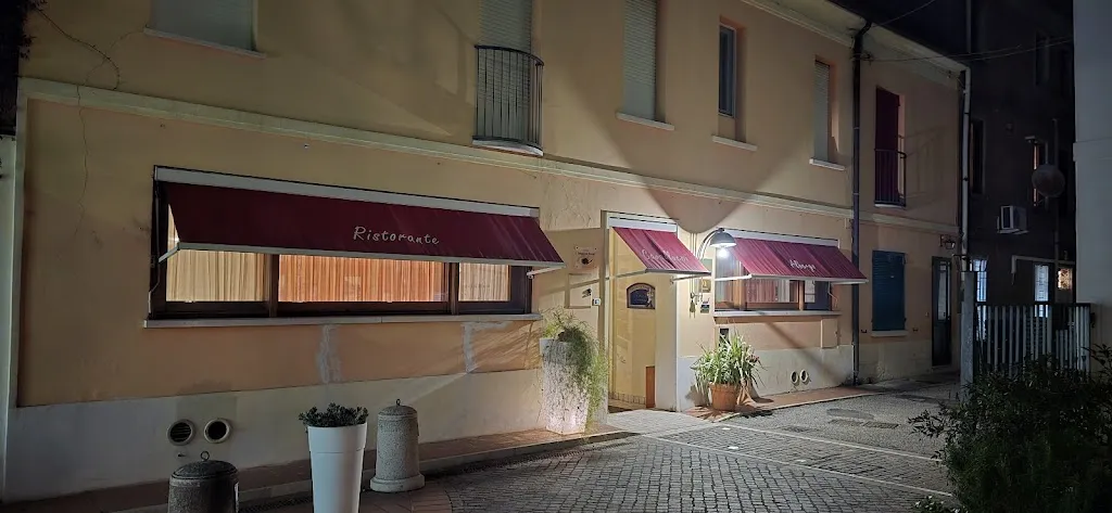 Albergo Cavallucci restaurant in Sermide