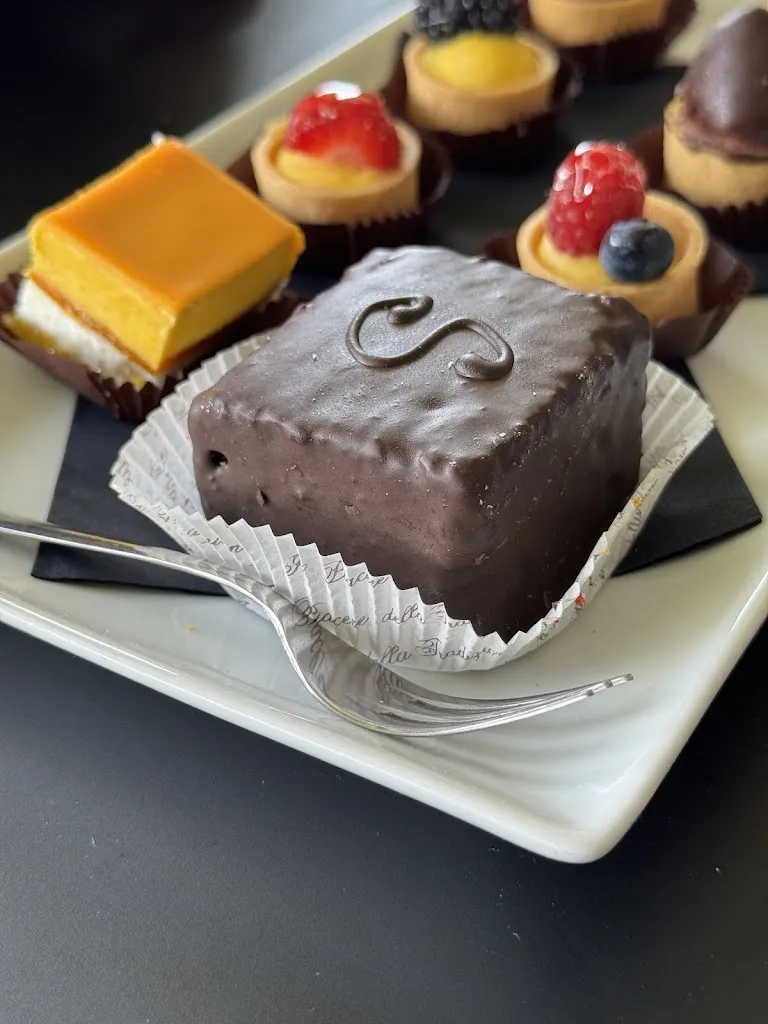 Bořivoj Combaluzier_Panificio Luppi MN_Sermide_review