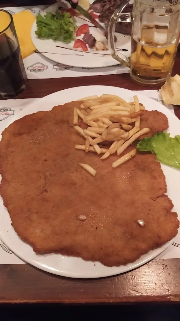 GIUSEPPE ALBANESI_Harley Café_Sirone_review