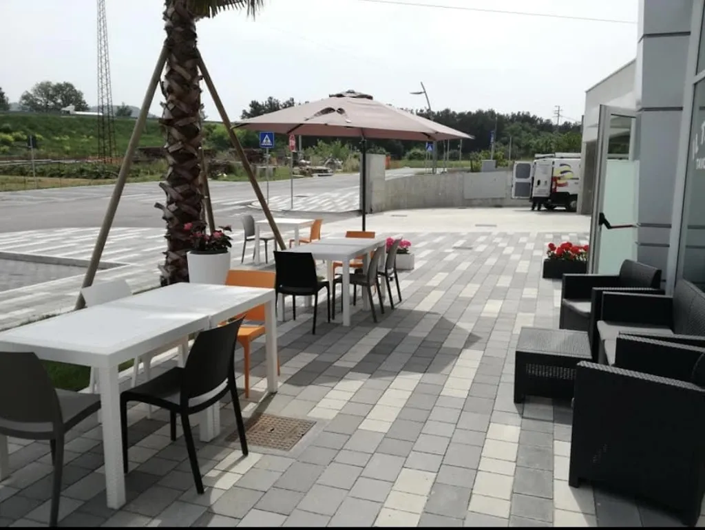 Tavola Calda self restaurant Il Tratturo restaurant in Cappelle sul Tavo