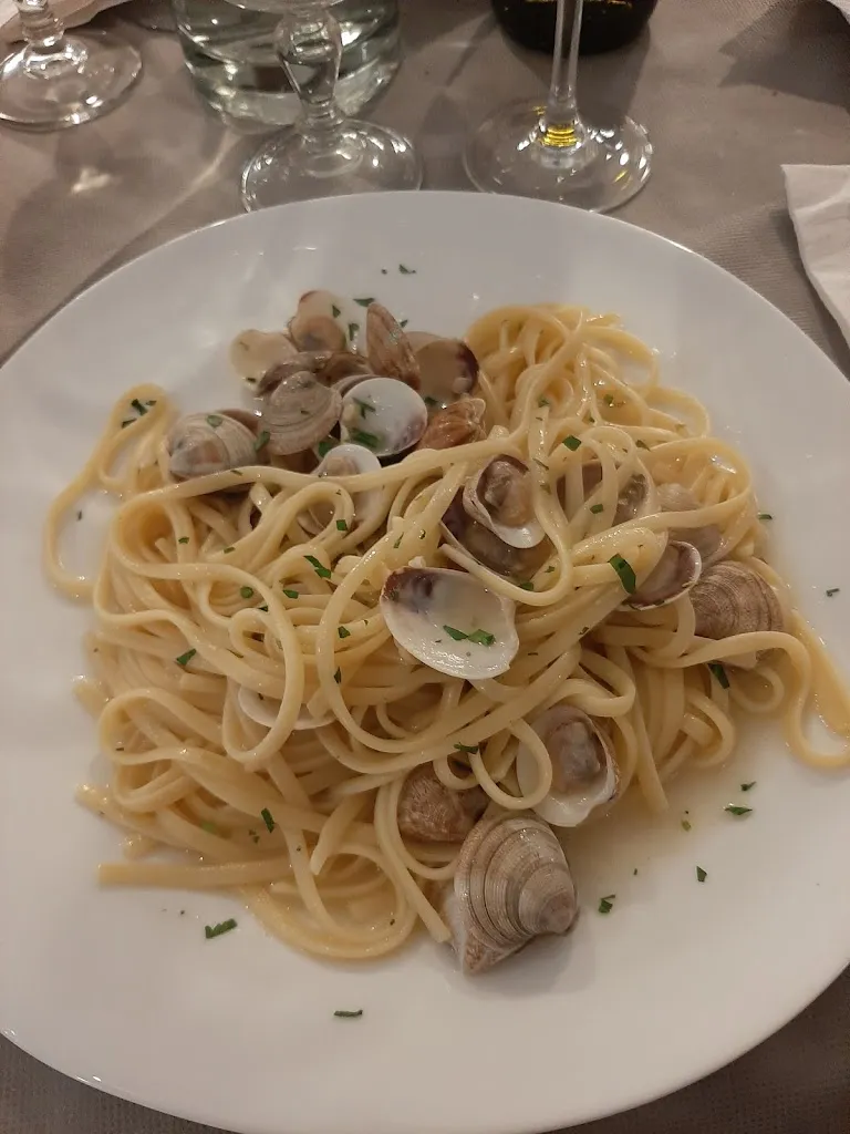 Little Cave_Settimo Milanese_slider_image_2