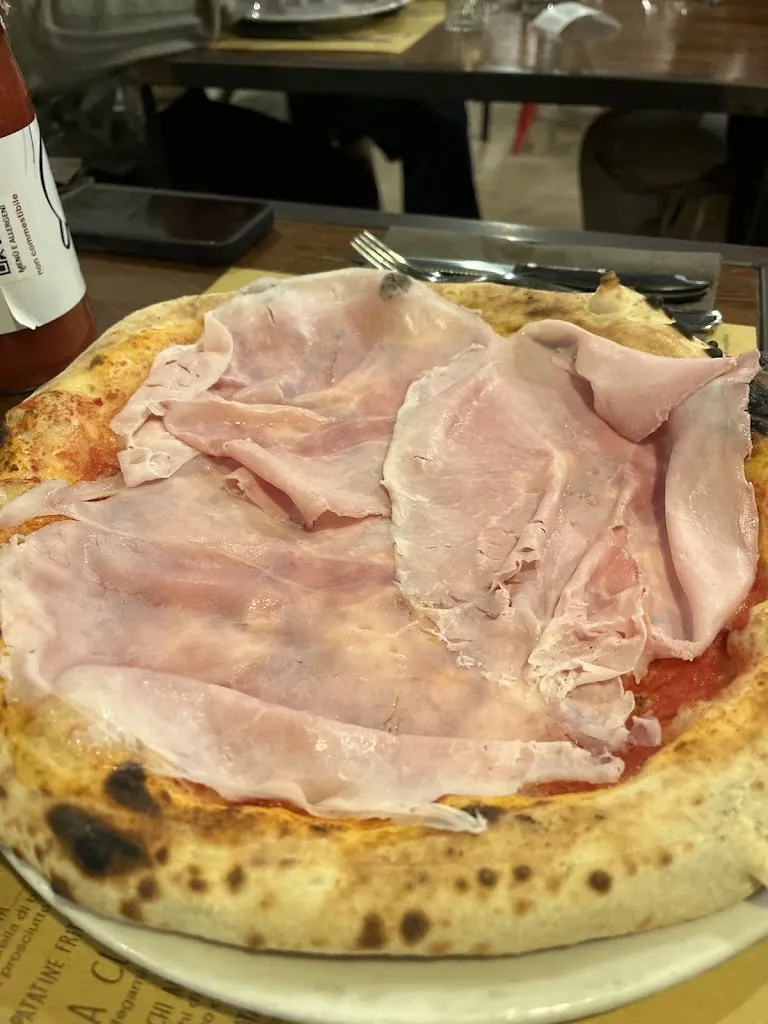 Eline Vanwetswinkel_Pizza e Mozzarella_Settimo Milanese_review