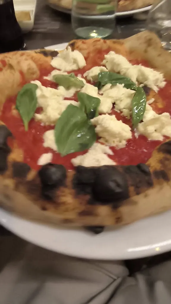 DOP - Pizzeria Contemporanea_Settimo Milanese_slider_image_2