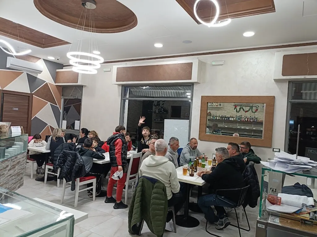 Panificio Samuel 3 restaurant in Settimo Milanese