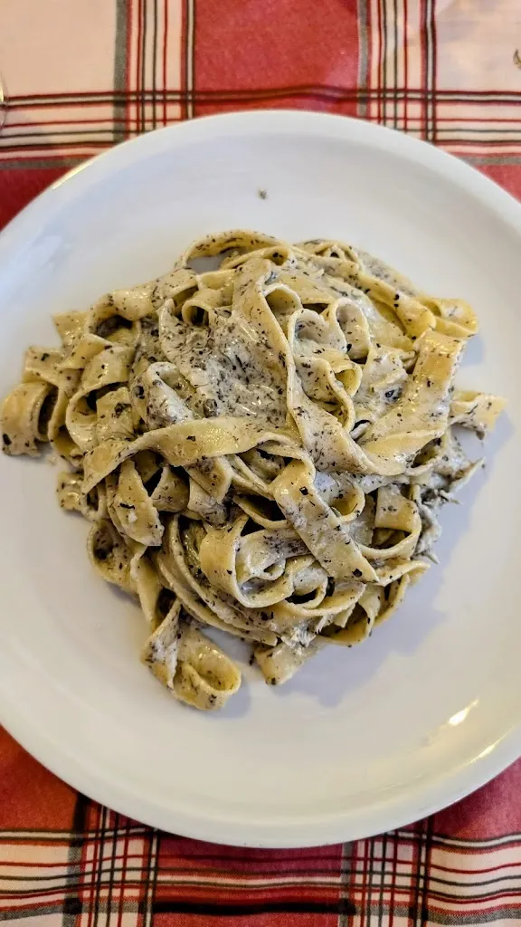 Sandro_Bigoleria Alla Rocca_Soave_review