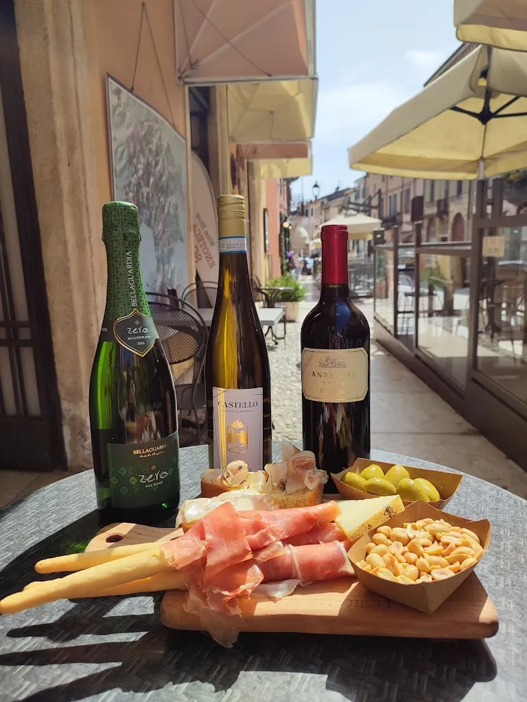 Enoteca Del Soave_Soave_slider_image_2