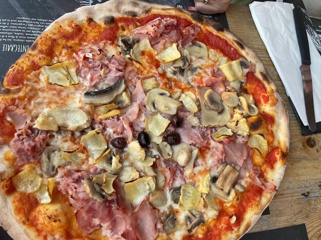 Jay Sullivan_Pizzeria Acquario SOAVE_Soave_review