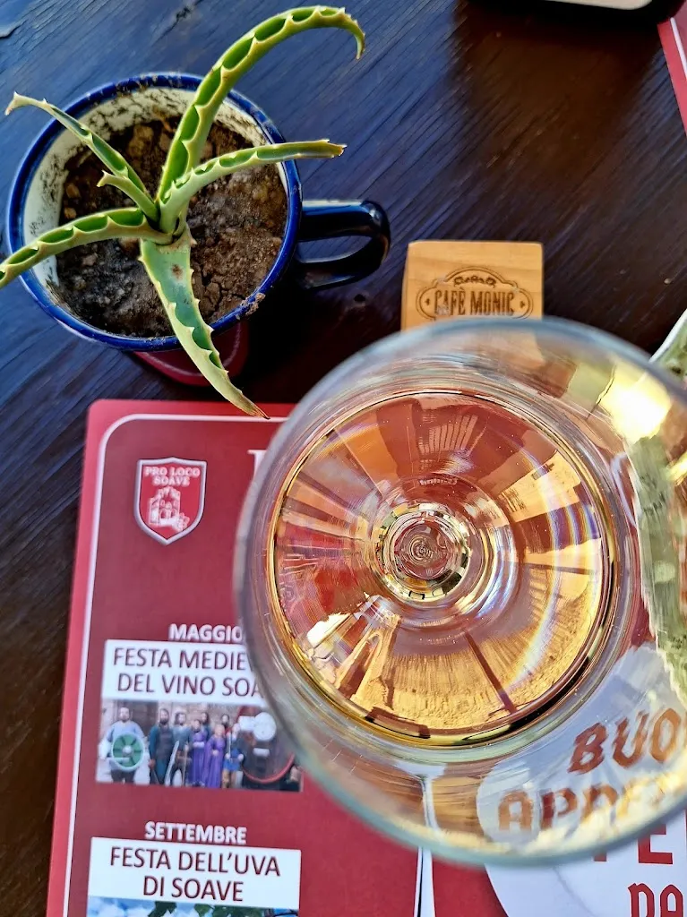 Fran Fulvi_Café Monic_Soave_review