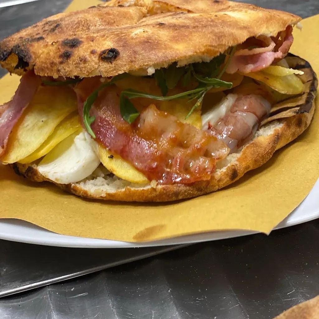 Latino cafe & bistrot_Campi Salentina_slider_image_3